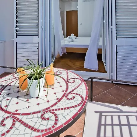 And Marija Apartment Hvar Town