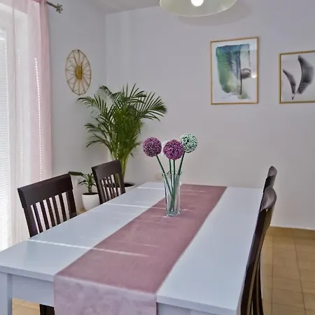 And Marija Apartment Hvar Town