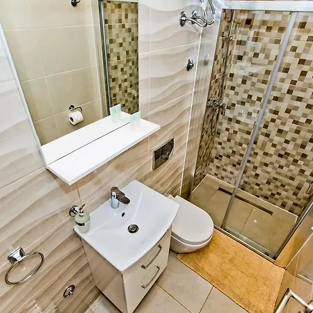 And Marija * 赫瓦尔