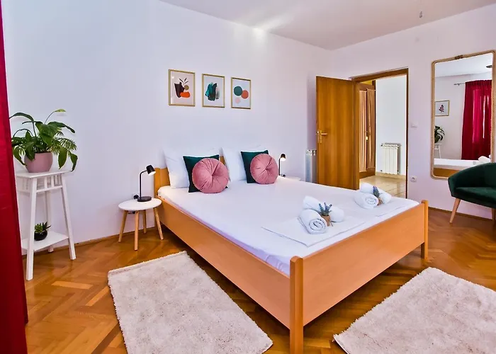 And Marija Appartement Hvar Town