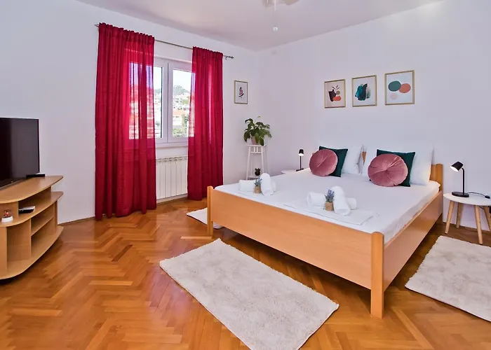 And Marija * Hvar Town