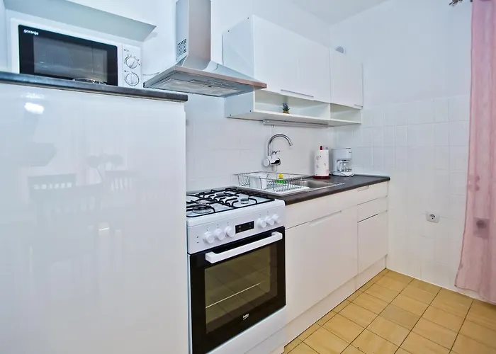 Appartement And Marija