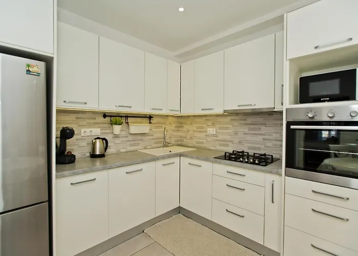 And Marija Hvar Town